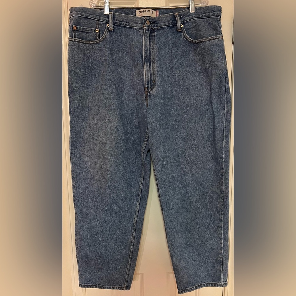 Levi’s 560 blue jeans 42 waist 30 inseam